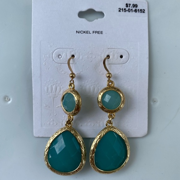 Dangly Green Earrings